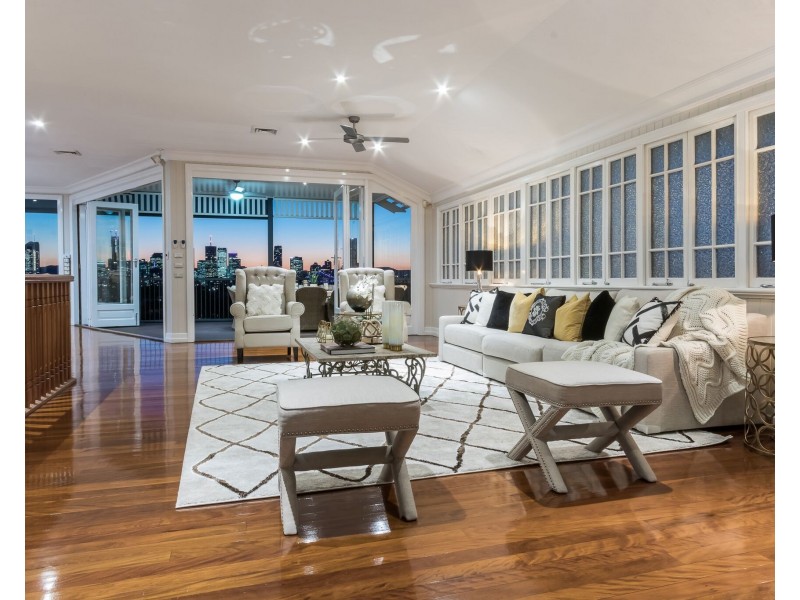 10 Hawthorne Road, Hawthorne QLD 4171