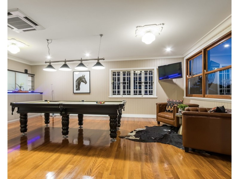 10 Hawthorne Road, Hawthorne QLD 4171