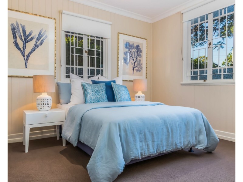 10 Hawthorne Road, Hawthorne QLD 4171