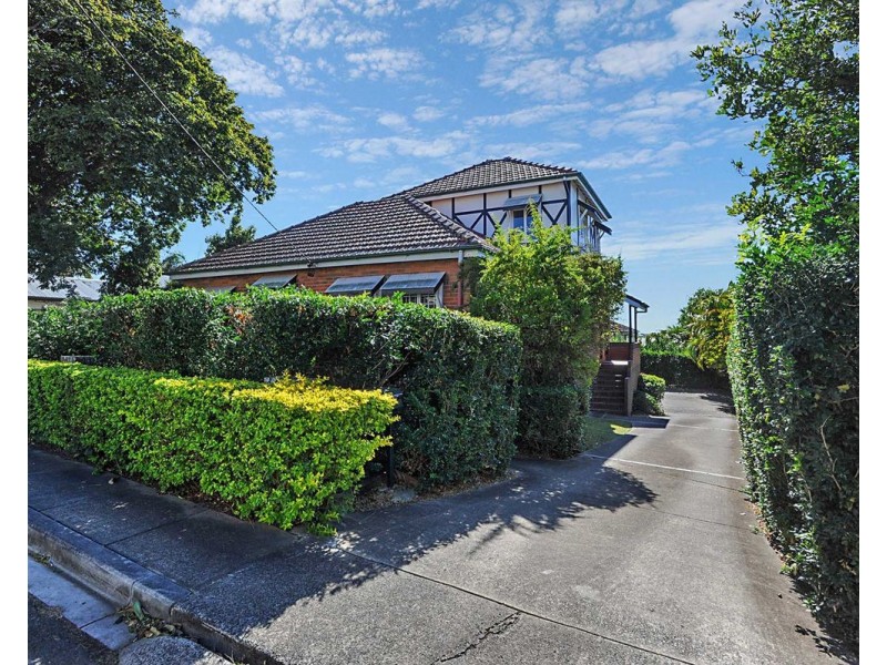 34 Creswick Street, Clayfield QLD 4011
