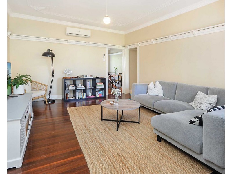 34 Creswick Street, Clayfield QLD 4011