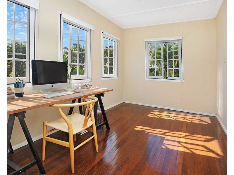 34 Creswick Street, Clayfield QLD 4011