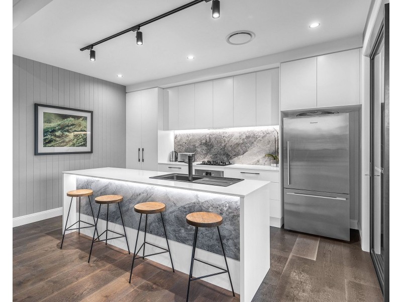 67 Brookfield Road, Kedron QLD 4031