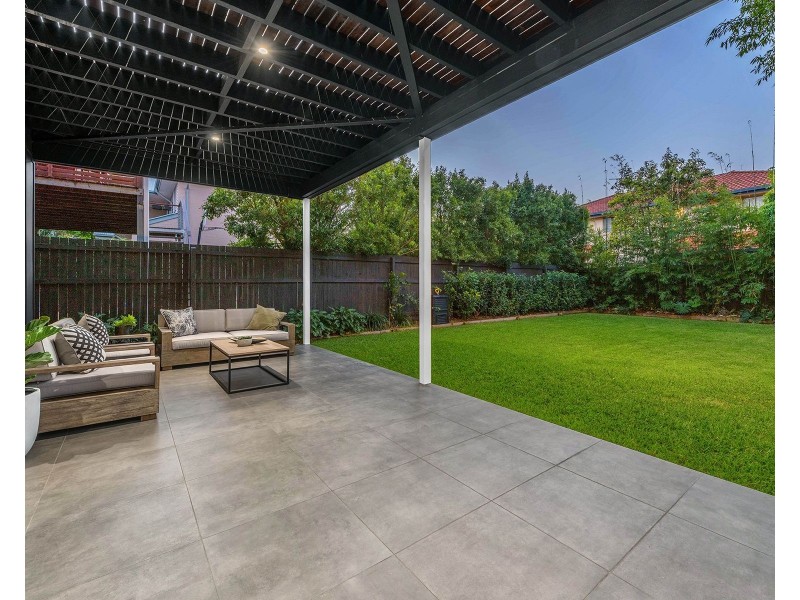 67 Brookfield Road, Kedron QLD 4031