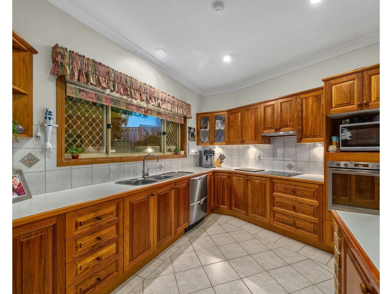 5 Glencoe Close, Ferny Grove QLD 4055