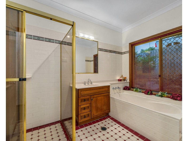 5 Glencoe Close, Ferny Grove QLD 4055