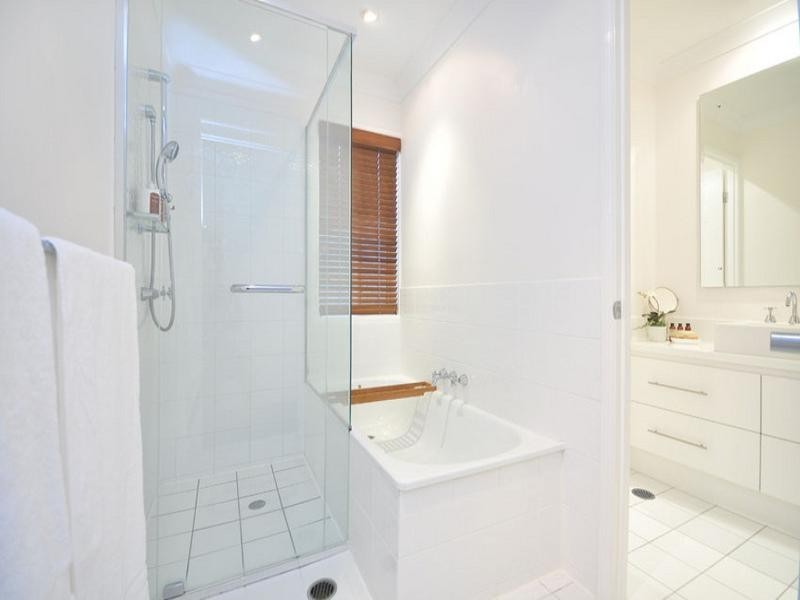 5 Grove Street, Albion QLD 4010