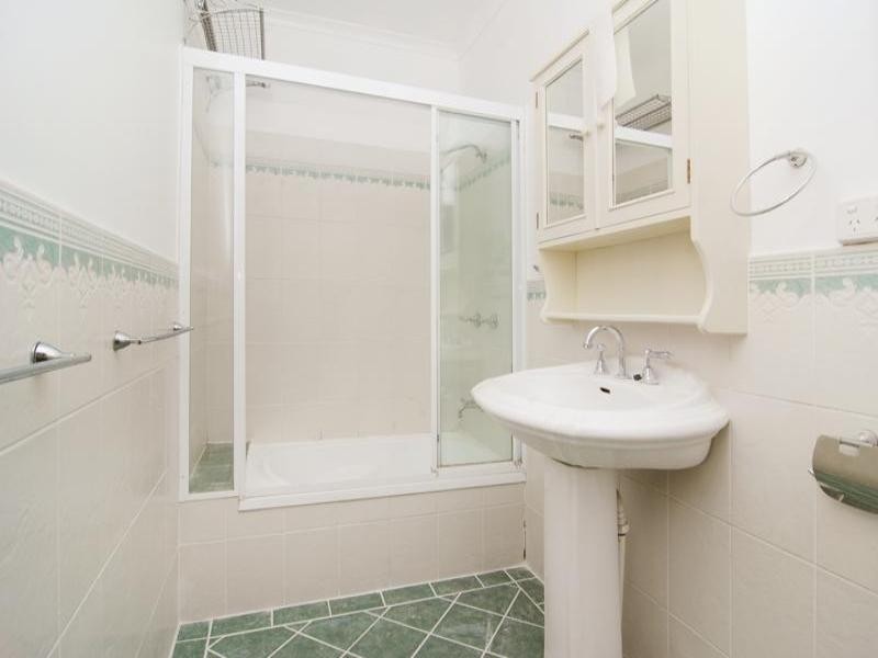 229 Webster Rd (cnr of Lieper St), Stafford QLD 4053