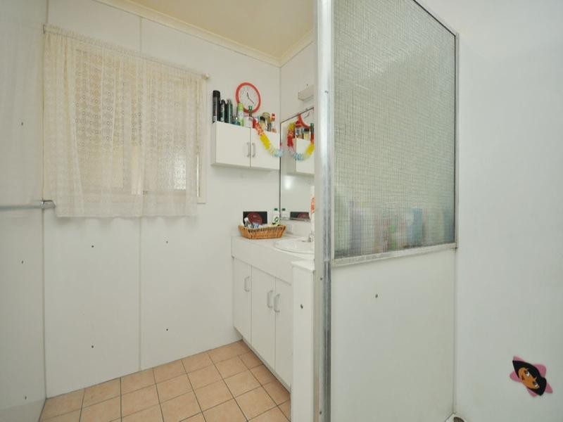 23 Lindale Street, Chermside West QLD 4032