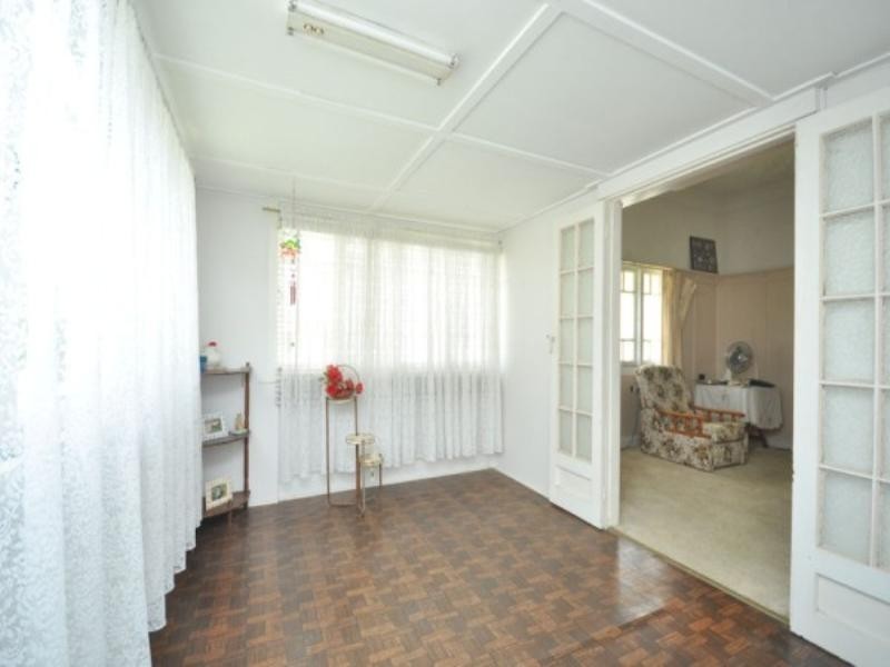 145 Main Avenue, Wavell Heights QLD 4012