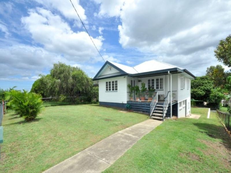 8 Berpi Street, Stafford QLD 4053