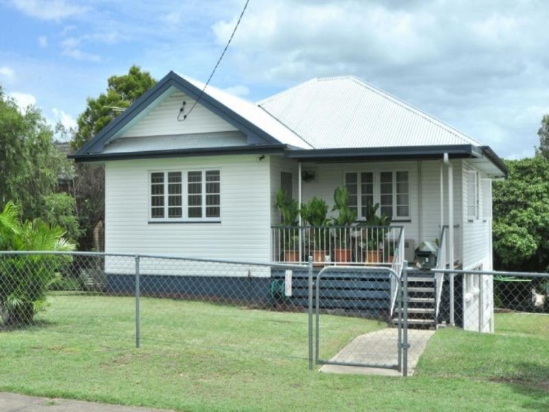 8 Berpi Street, Stafford QLD 4053