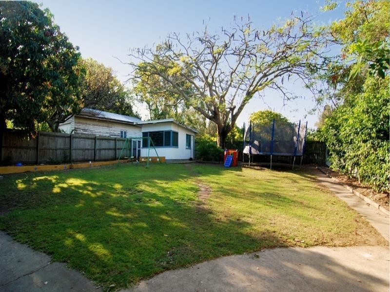 7 Wallin Street, Kedron QLD 4031