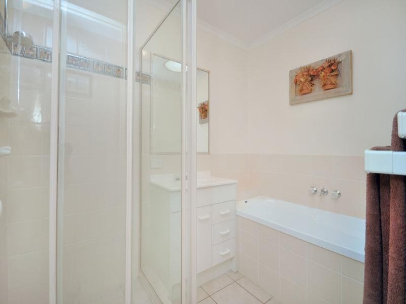 12 Macadam, Kallangur QLD 4503