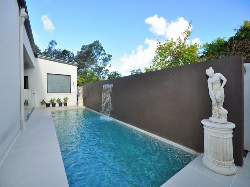 4 Darien Street, Bridgeman Downs QLD 4035