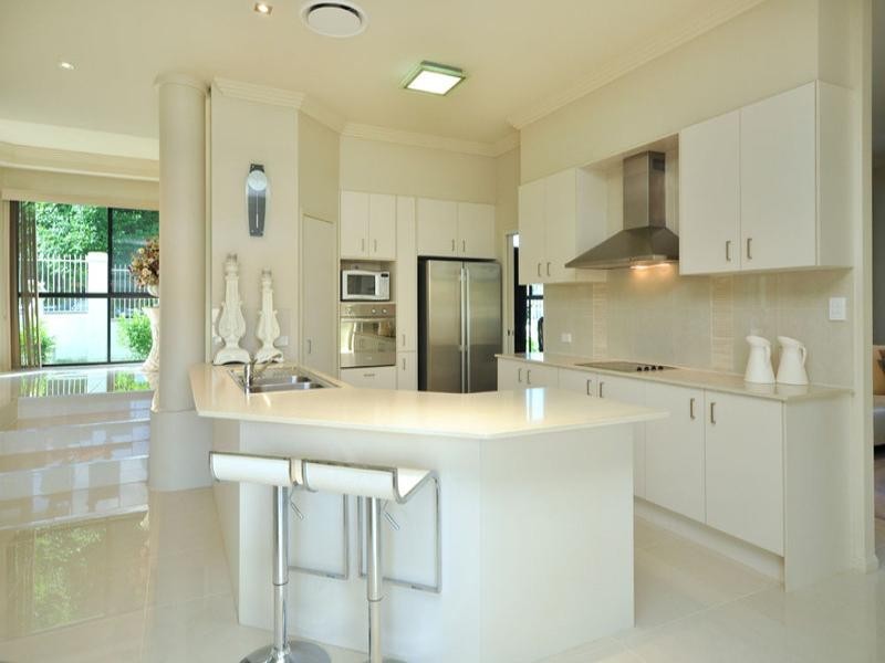 4 Darien Street, Bridgeman Downs QLD 4035