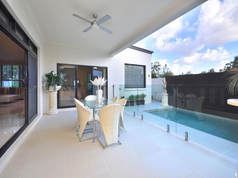 4 Darien Street, Bridgeman Downs QLD 4035