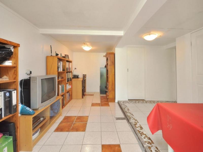 70 Falkirk Street, Stafford Heights QLD 4053