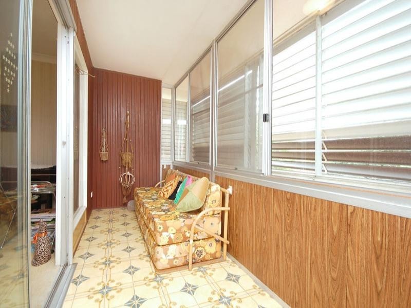 1 Redgrave Street, Stafford Heights QLD 4053