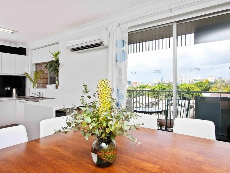 10/3 Cox Road, Windsor QLD 4030