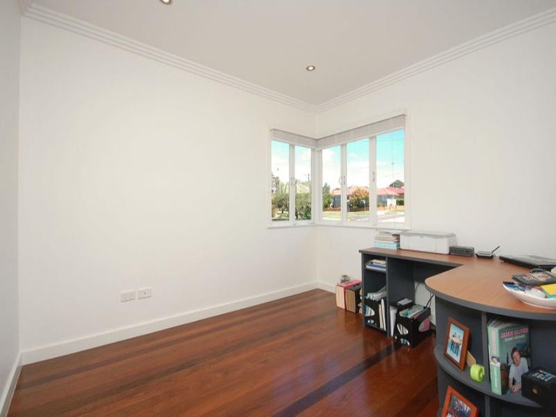 19 Basnett Street, Chermside West QLD 4032