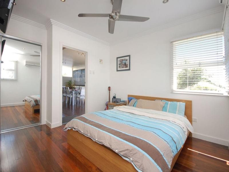 19 Basnett Street, Chermside West QLD 4032