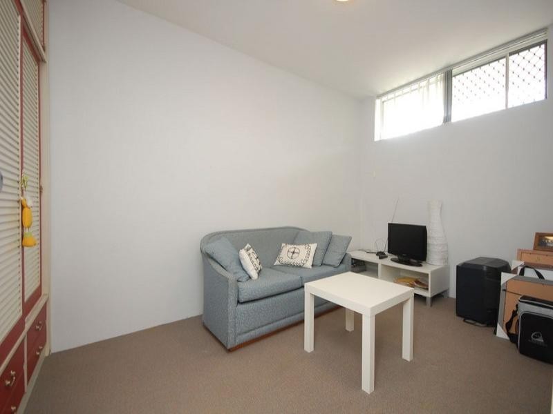 2/52 Leiper Street, Stafford QLD 4053