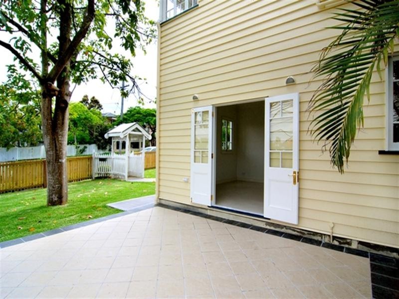 93 Broughton Road, Kedron QLD 4031