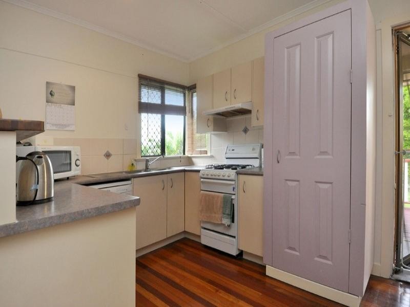 46 Thuruna Street, Stafford QLD 4053