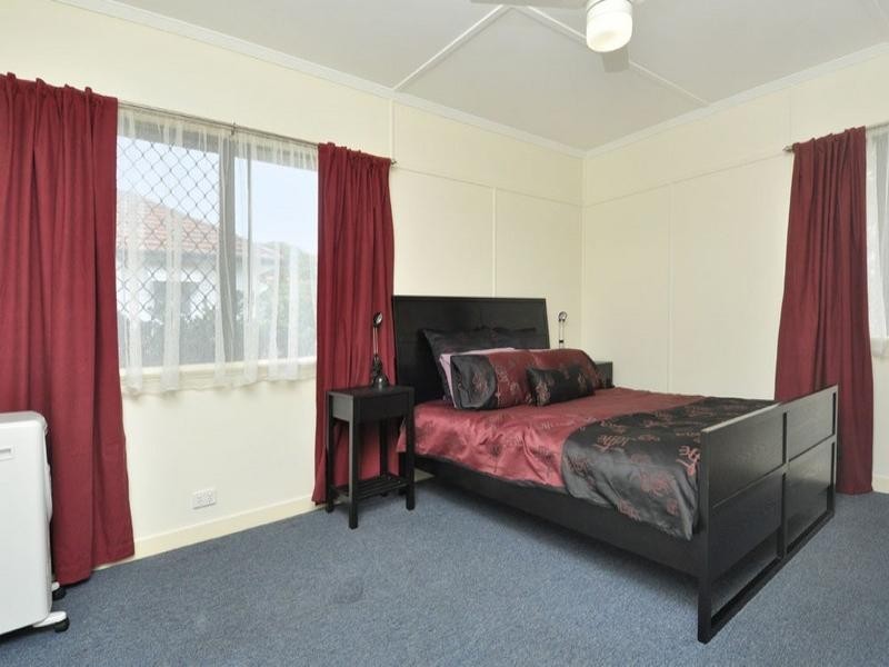 46 Thuruna Street, Stafford QLD 4053