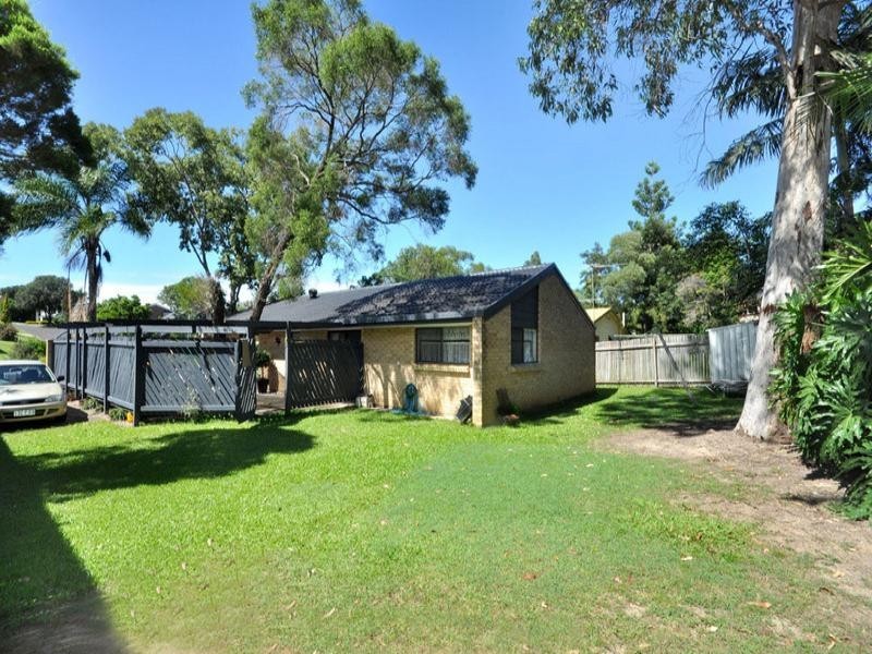 10 Lanchester Street, Stafford Heights QLD 4053