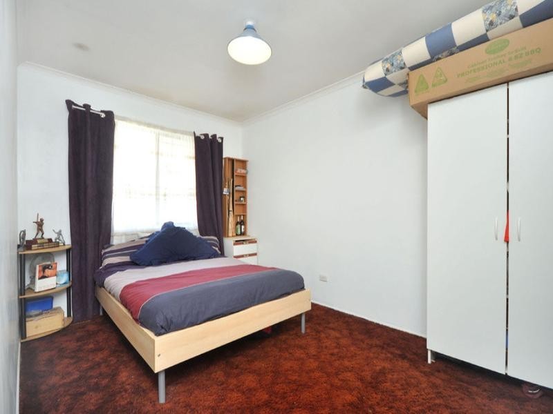 10 Lanchester Street, Stafford Heights QLD 4053