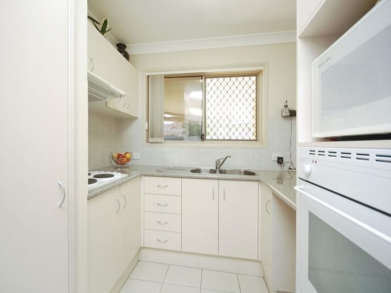 11/129 Albany Creek Road, Aspley QLD 4034