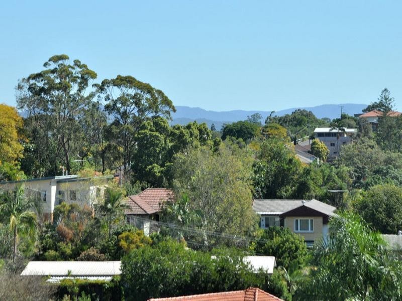 24 Pangeza Street, Stafford Heights QLD 4053