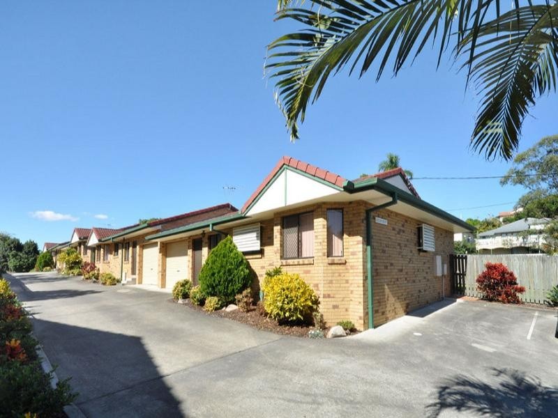 2/11 Mckenzie Street, Windsor QLD 4030