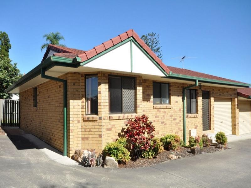 2/11 Mckenzie Street, Windsor QLD 4030