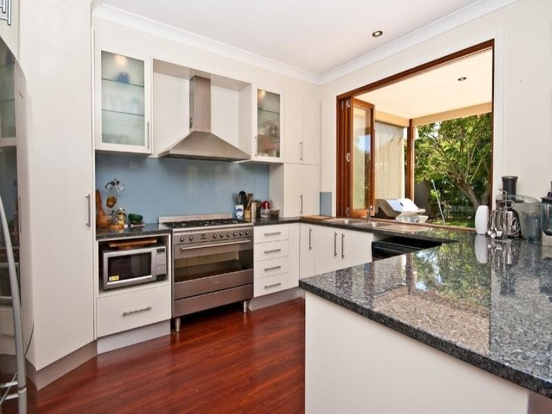 10 Twelfth Avenue, Kedron QLD 4031