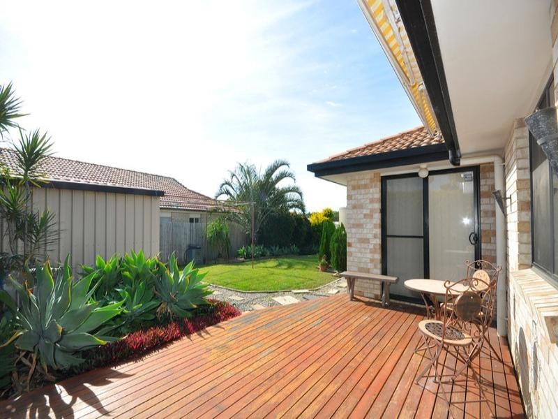 2 Swords Parade, North Lakes QLD 4509