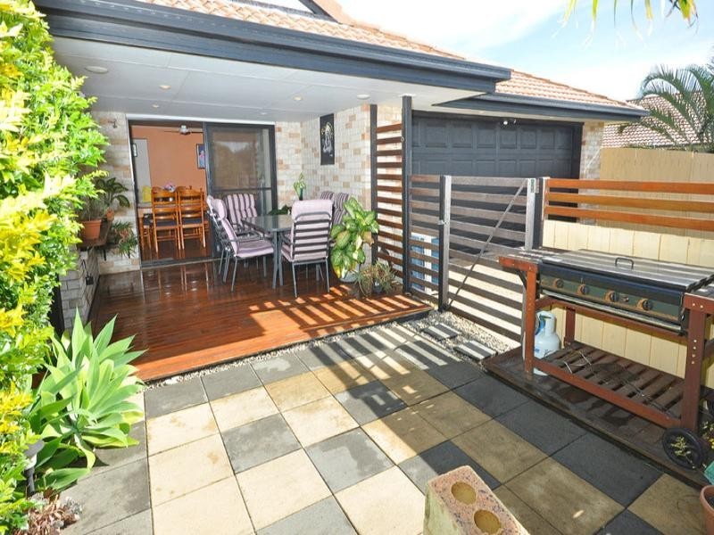 2 Swords Parade, North Lakes QLD 4509