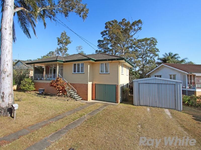 8 Dundalli Street, Chermside West QLD 4032