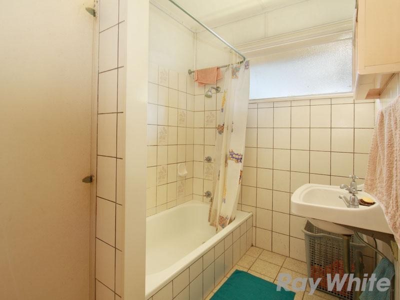 8 Dundalli Street, Chermside West QLD 4032