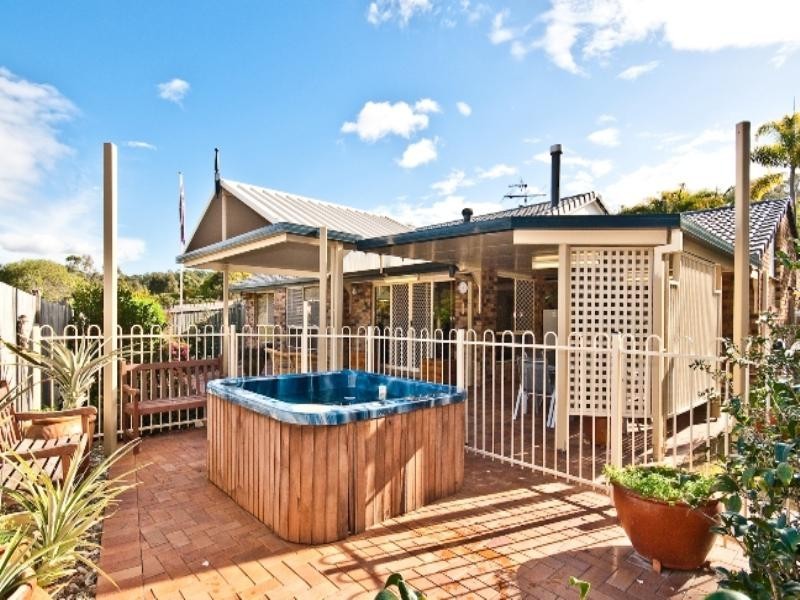 5 Carrick Place, Ferny Grove QLD 4055