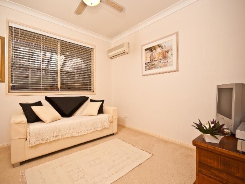 5 Carrick Place, Ferny Grove QLD 4055