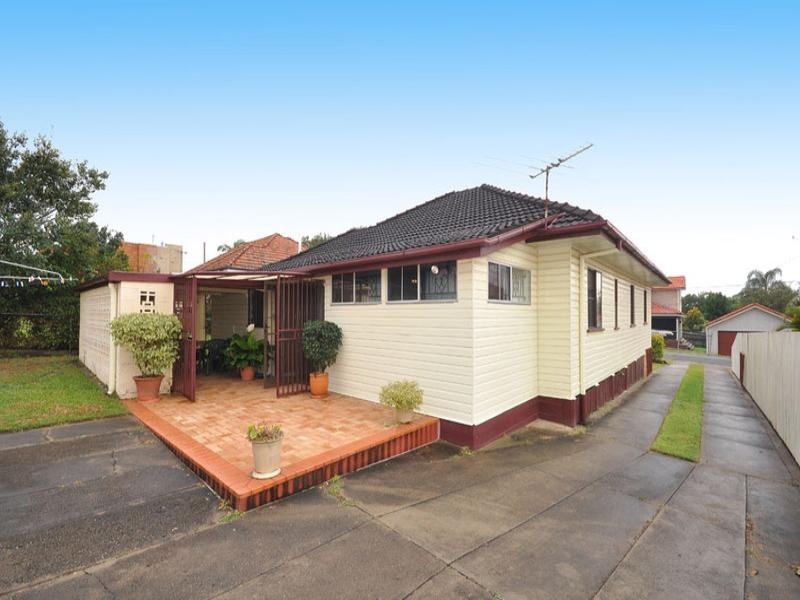 24 Bohland Street, Kedron QLD 4031