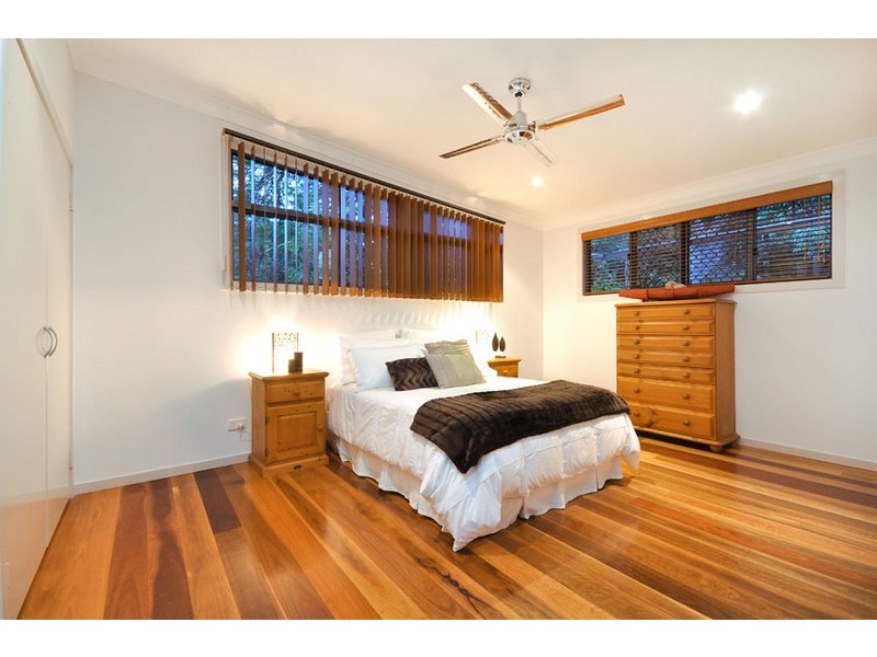 38 Kendale Street, Stafford Heights QLD 4053