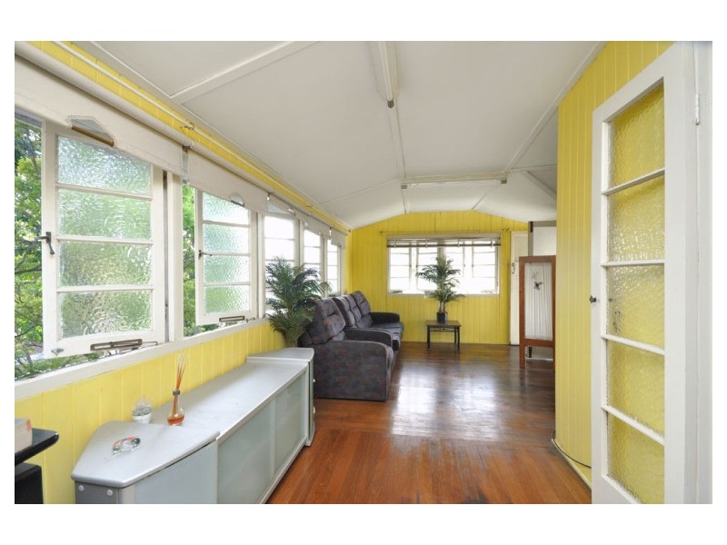 17 Gamelin Crescent, Stafford QLD 4053