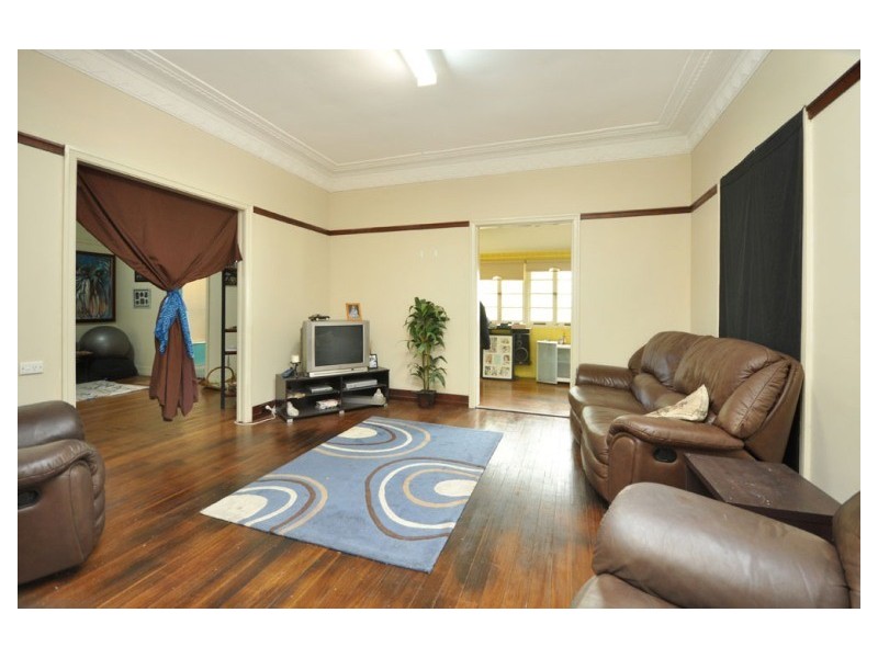 17 Gamelin Crescent, Stafford QLD 4053