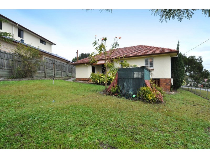 25 Mawson Street, Kedron QLD 4031