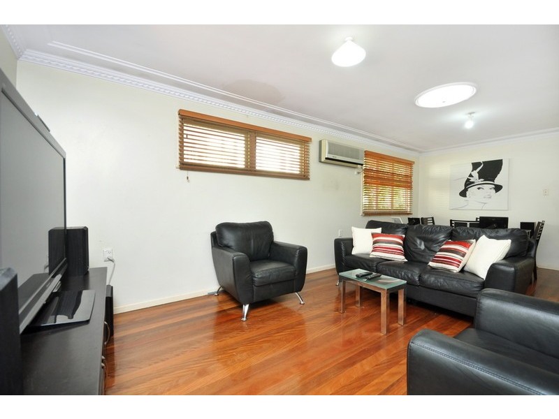 21 Ringrose Street, Stafford Heights QLD 4053