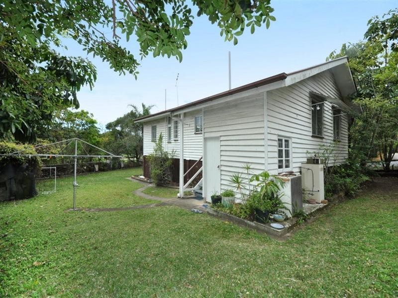 3 Glen Kedron Lane, Kedron QLD 4031